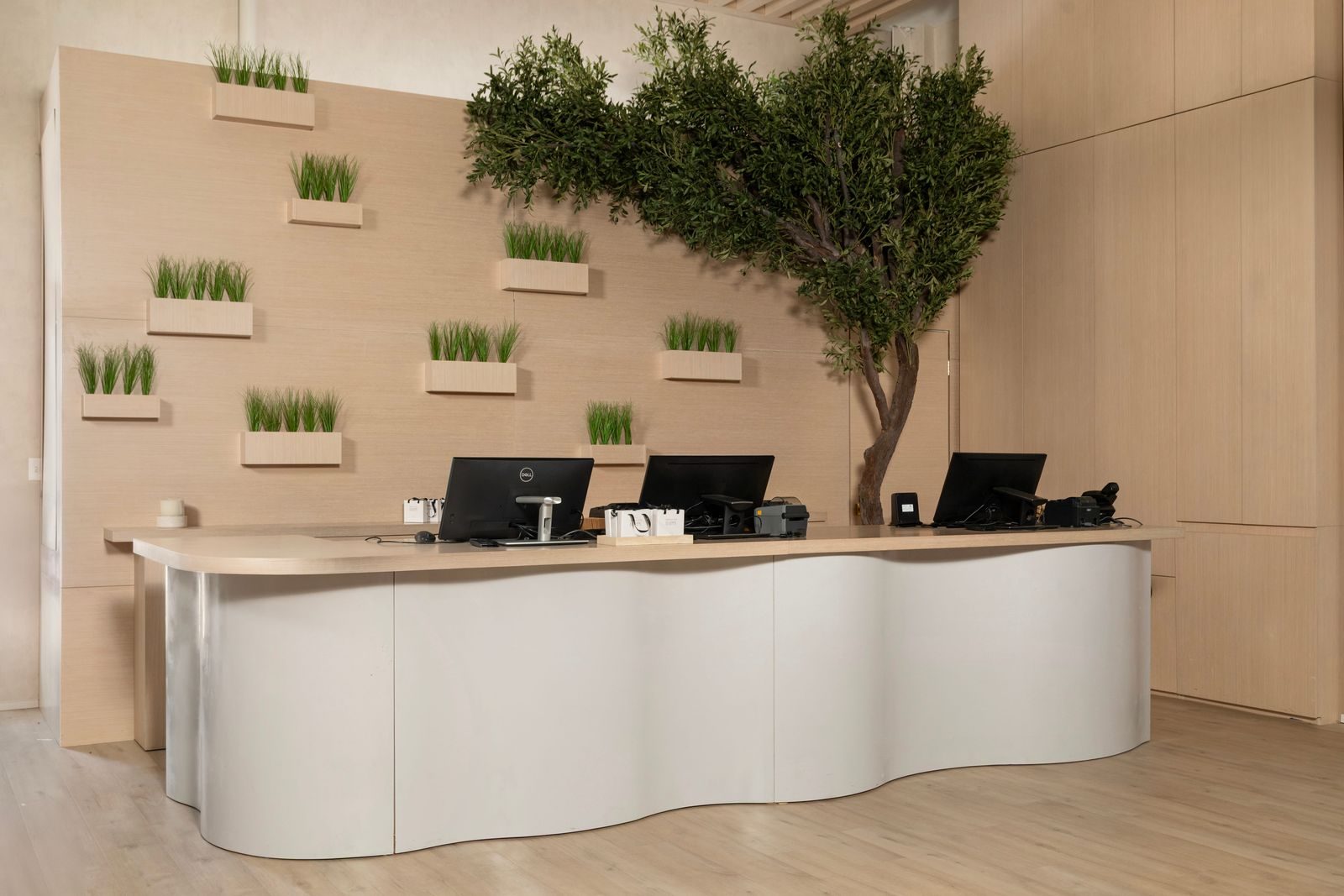 Shopping center interior architect — The Gallery Collection by HH Designers